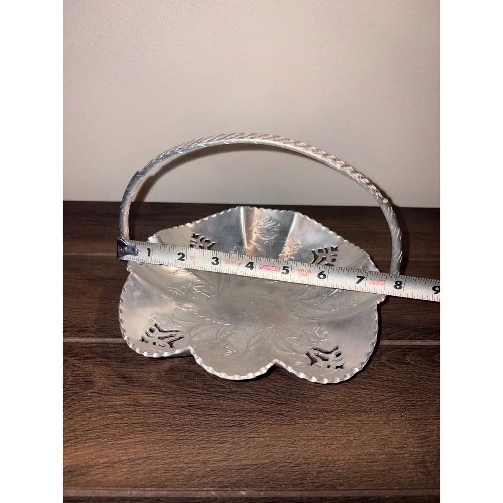 Vintage Hammered Aluminum Basket Embossed Rose Floral Scalloped Dish 8 Inch